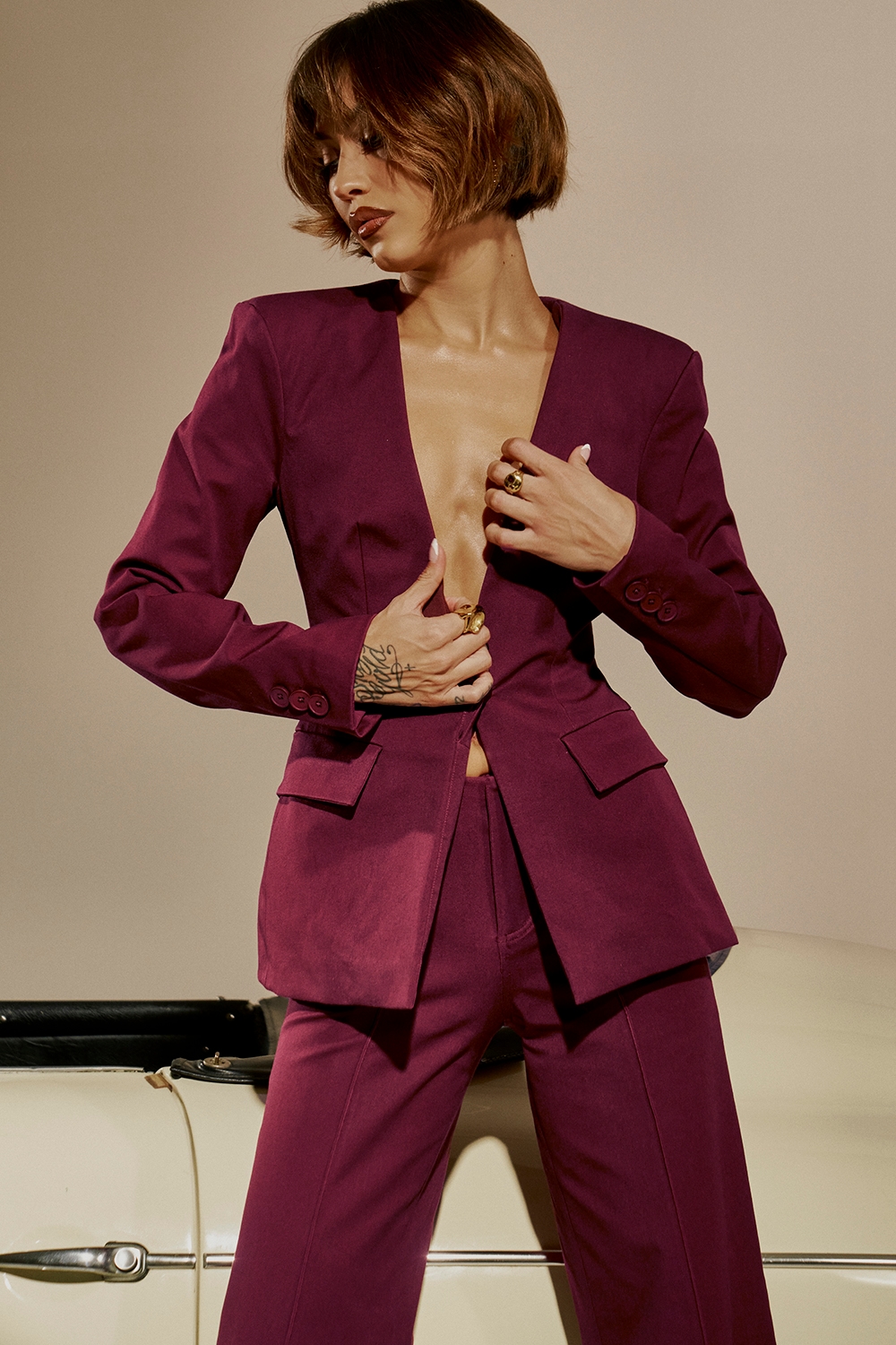 Theodora  Wine Deep V Blazer — image 2