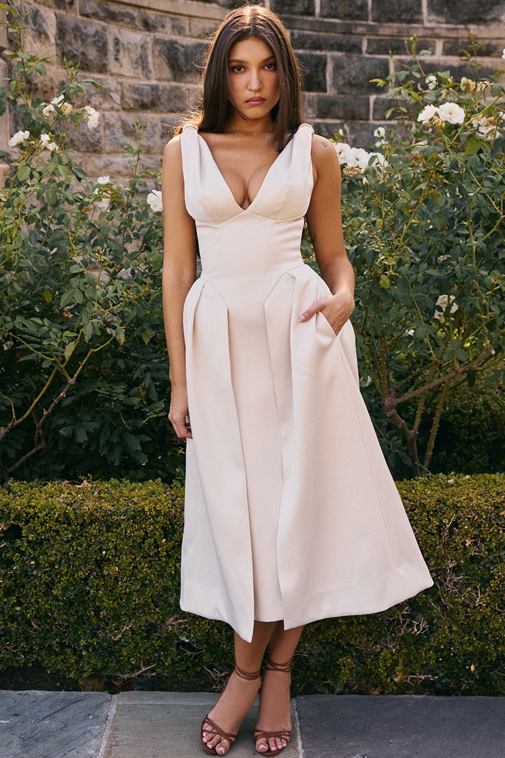 Paloma  Vintage Cream Satin Pleated Midi Dress — image 2