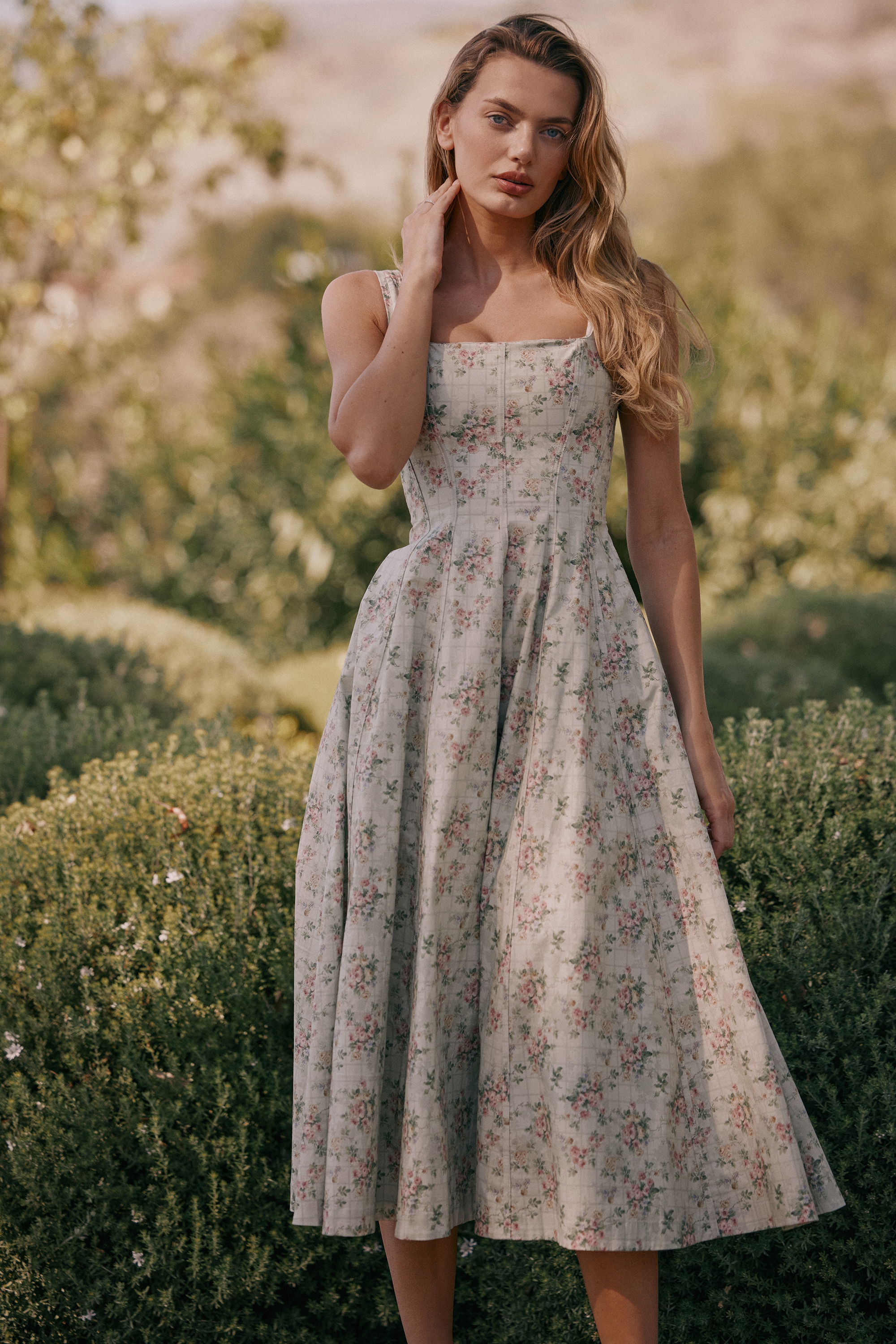 Mariabella  Sage Floral Print Cotton Midi Dress — image 8
