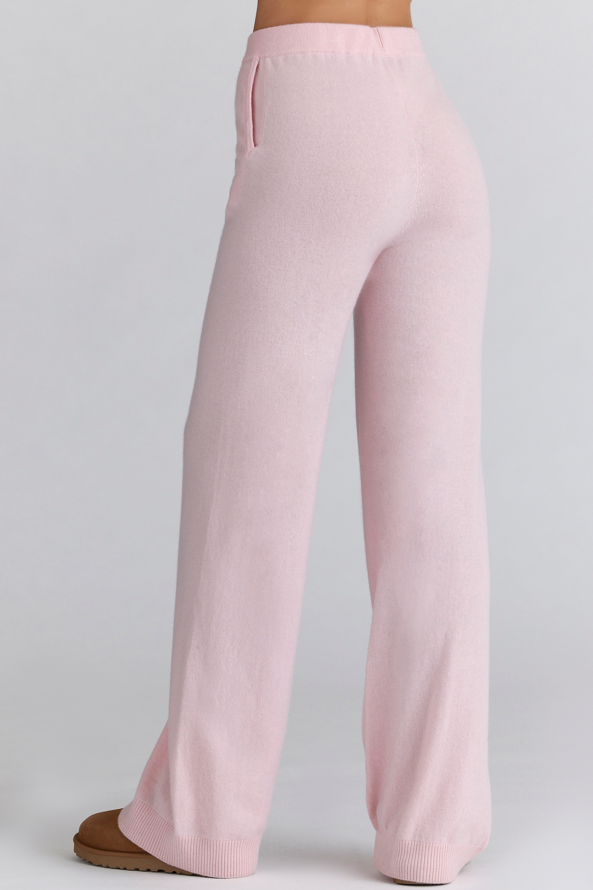 Regina  Pink Cashmere Travel Set — image 12