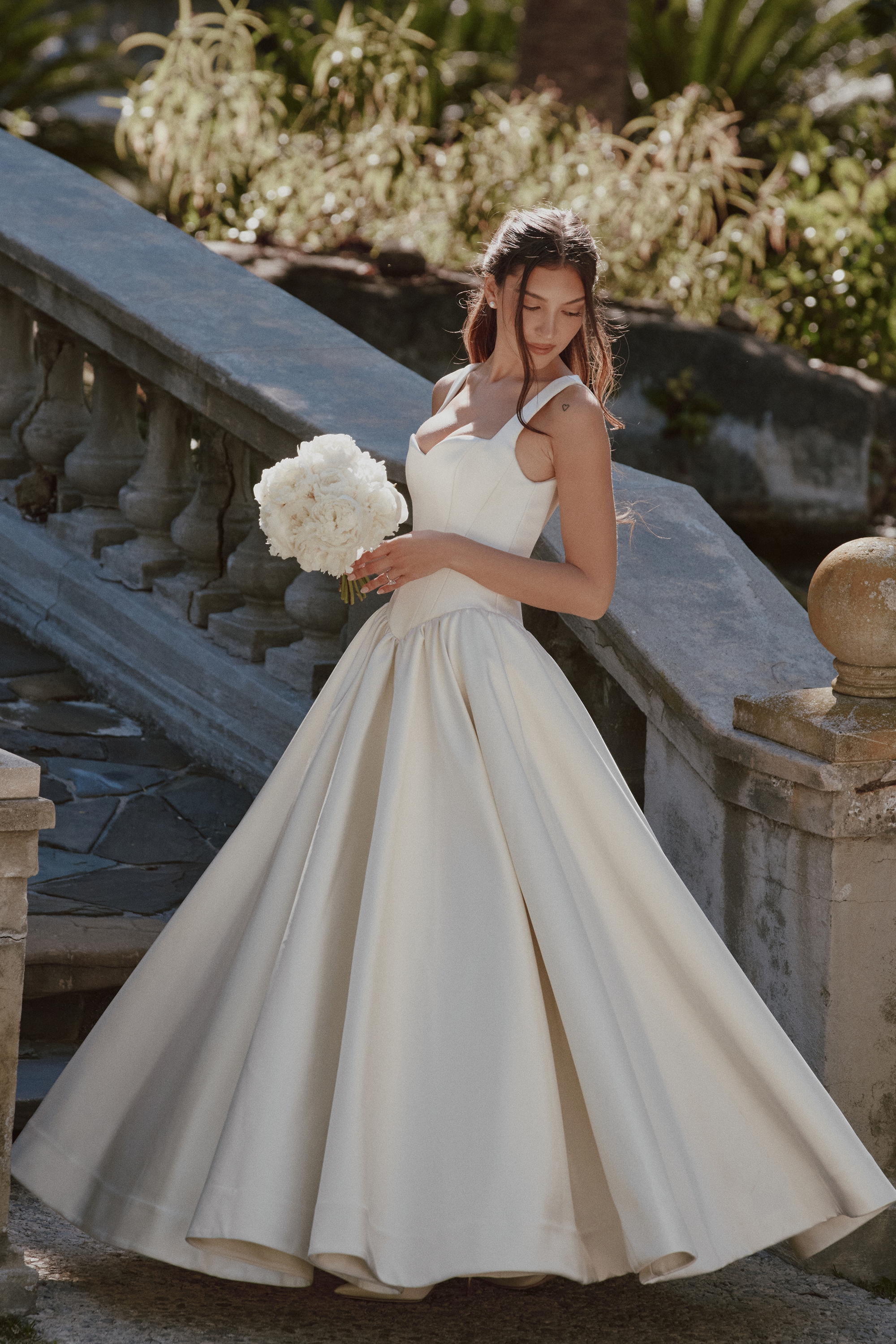 Giorgina  Ivory Sweetheart Neckline Bridal Gown — image 2