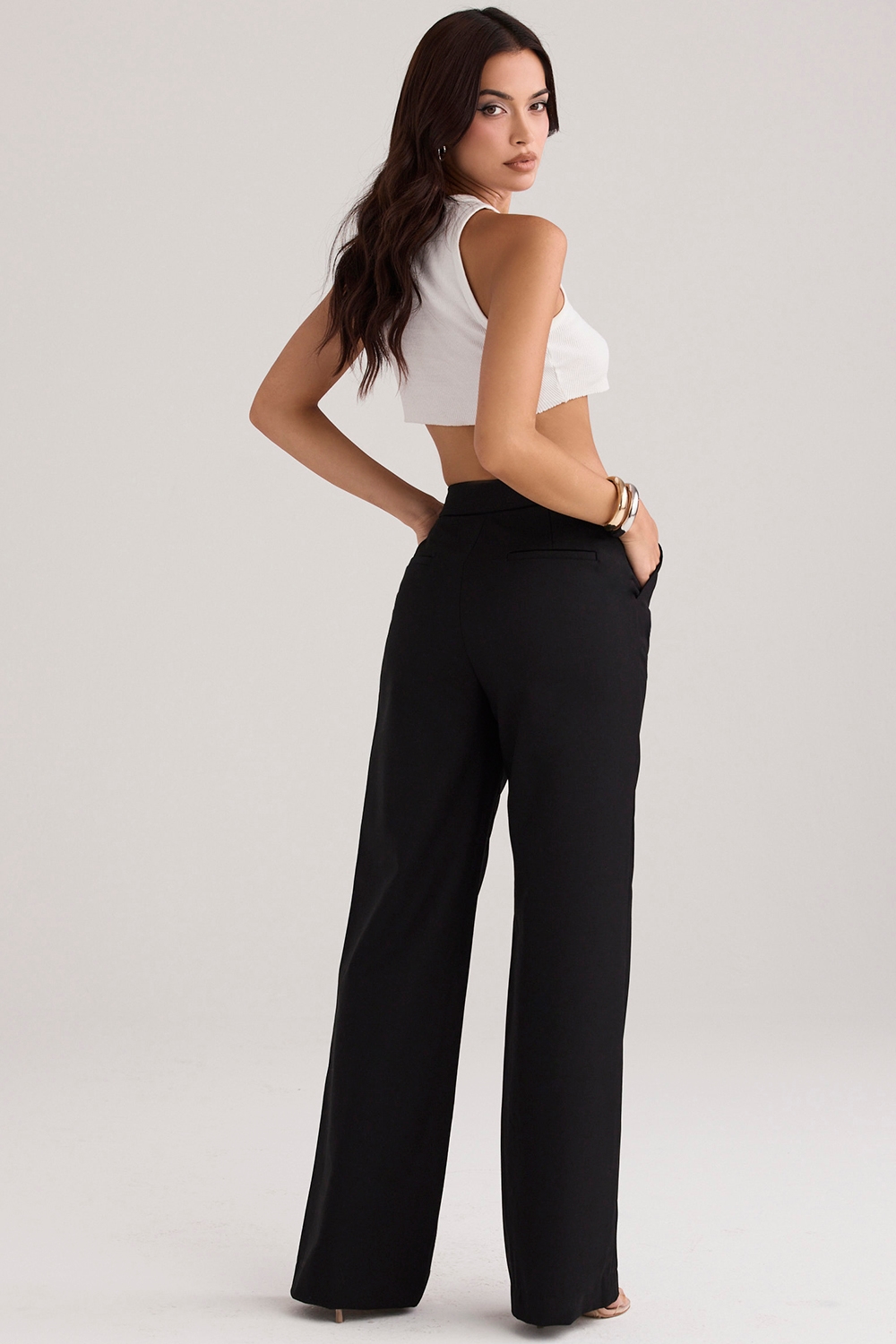 Alivia  Black Loose Fit Trousers — image 8