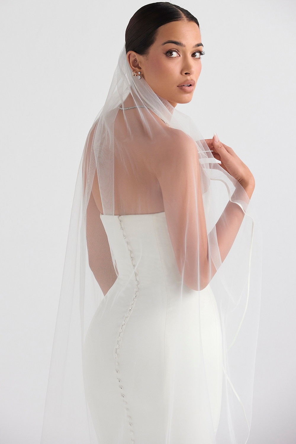 Simone  White Soft Tulle Veil — image 11
